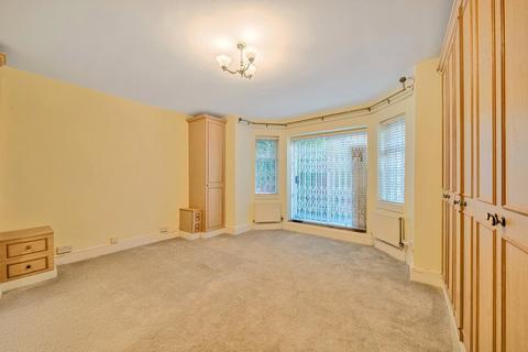 3 bedroom apartment for sale, Priory Road, South Hampstead, NW6