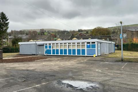 Property to rent - Brenbar Crescent, Whitworth, Rochdale