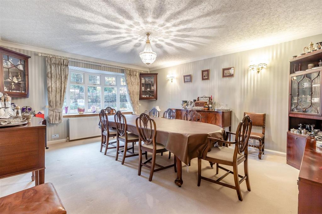 8669241-interior03.jpg