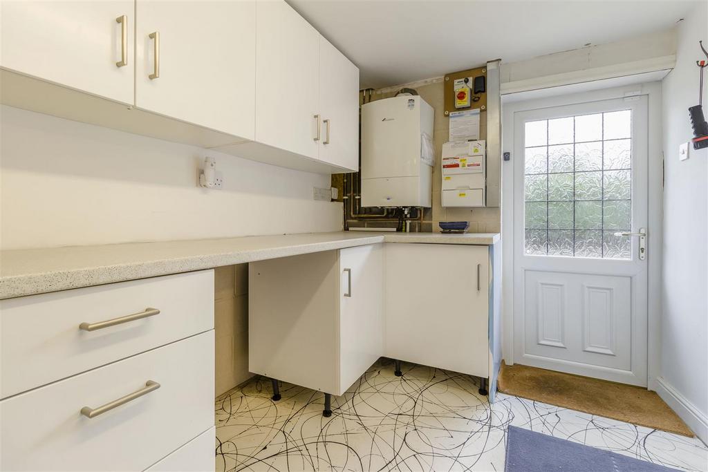 8668185-interior09.jpg