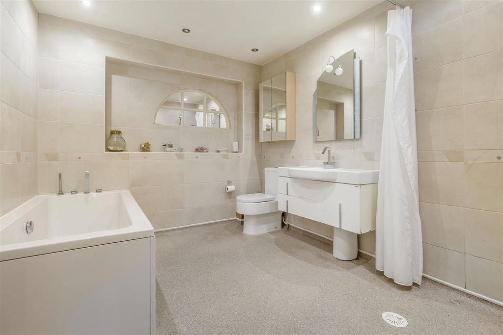 8668185-interior03.jpg