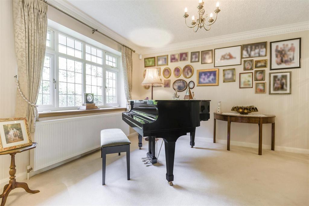 8668185-interior20.jpg