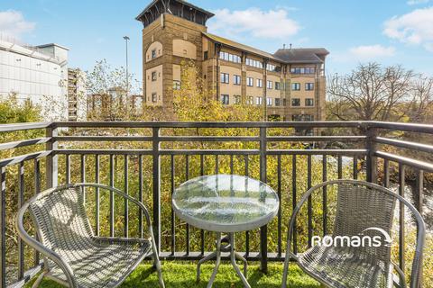 2 bedroom flat to rent, Riverside House, Fobney Street, Reading, RG1