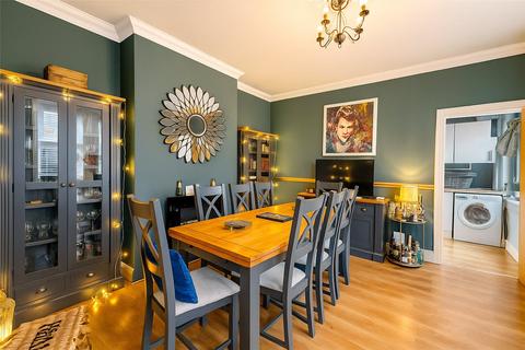 undefined, Park Road, Farnborough GU14