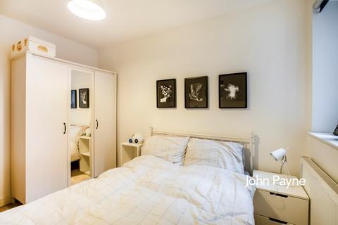 1 bedroom flat to rent, Creek Road London SE8