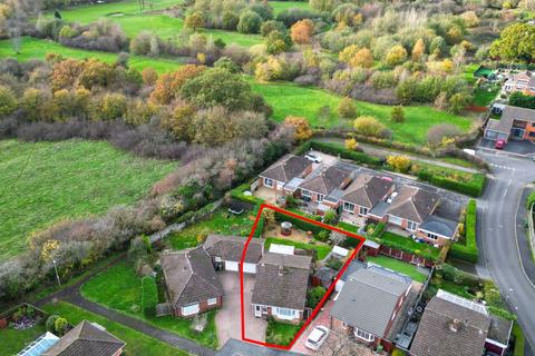 2 bedroom detached house for sale, Snowshill Close, Redditch, B98