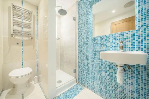 2 bedroom flat to rent, Uxbridge Road, London W5