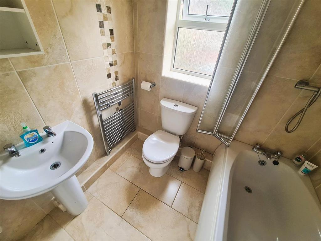 Bathroom/w.c.