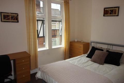 2 bedroom house share to rent, Markeaton Street, Derby,