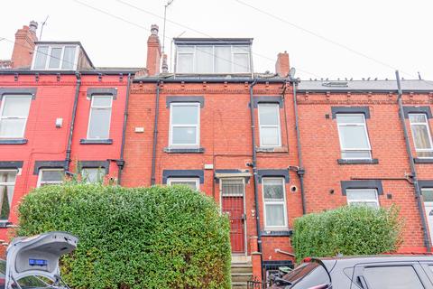 6 Harlech Road, Leeds, LS11 7DG