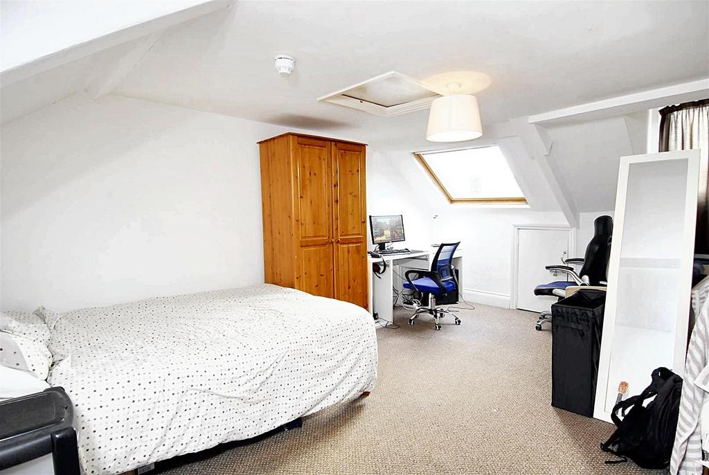 Bedroom (9).jpeg