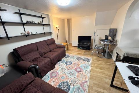 undefined, Cranston Close, Hounslow, TW3 3DQ
