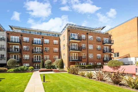 1 bedroom flat to rent, Seven Kings Way, Kingston Upon Thames, Surrey, KT2