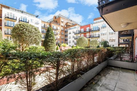 1 bedroom flat to rent, Seven Kings Way, Kingston Upon Thames, Surrey, KT2