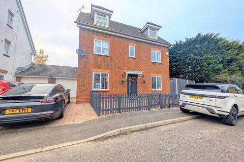 6 bedroom detached house for sale, Thorrington CO7