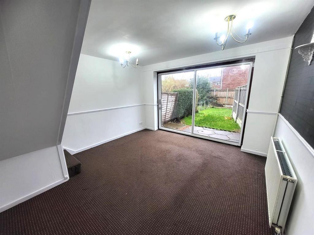 Sitting Room Pic 1