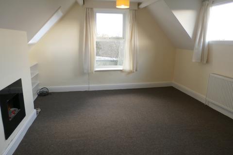 2 bedroom apartment to rent, Palace Road, Buxton SK17