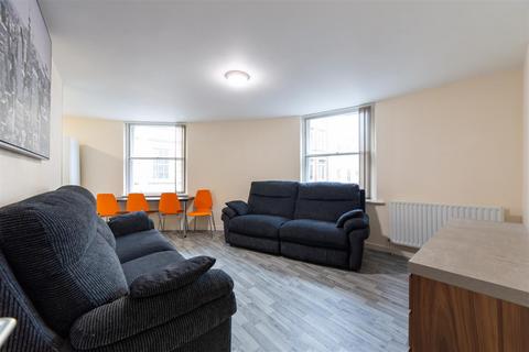 4 bedroom apartment to rent, £135pppw - Fenkle Street, City Centre, Newcastle Upon Tyne