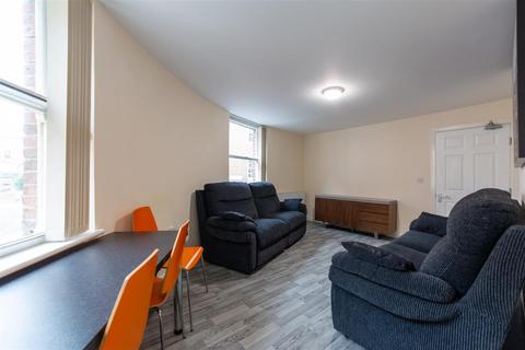 4 bedroom apartment to rent, £135pppw - Fenkle Street, City Centre, Newcastle Upon Tyne