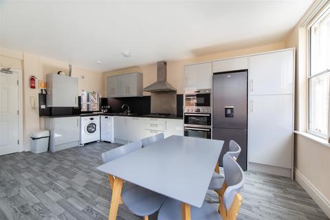 4 bedroom apartment to rent, £135pppw - Fenkle Street, City Centre, Newcastle Upon Tyne