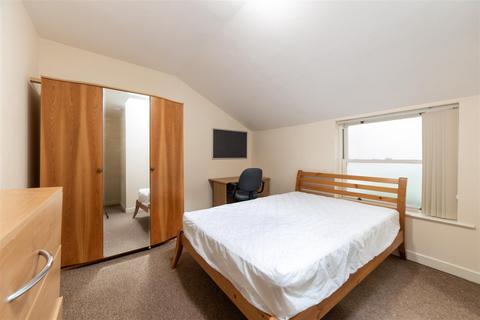 4 bedroom apartment to rent, £135pppw - Fenkle Street, City Centre, Newcastle Upon Tyne