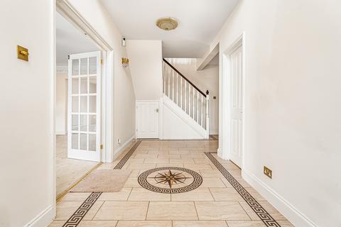 5 bedroom detached house for sale, Mymms Drive, Brookmans Park, AL9