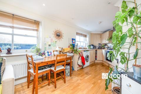 1 bedroom flat to rent, 2 Belinda Road Brixton SW9