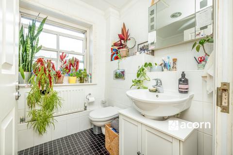 1 bedroom flat to rent, 2 Belinda Road Brixton SW9
