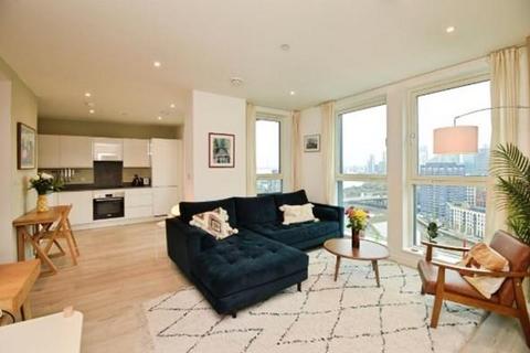 Falconbrook Gardens, Silvertown Way, London, E16