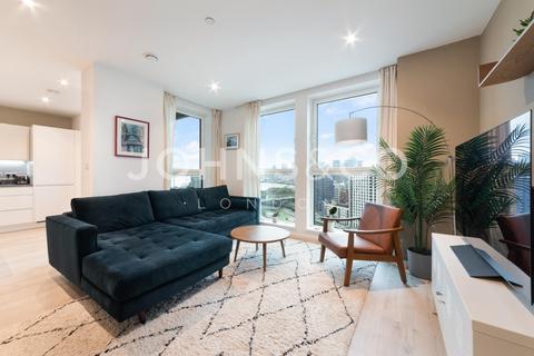 Falconbrook Gardens, Silvertown Way, London, E16
