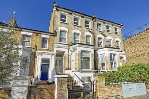 2 bedroom flat for sale, Warbeck Road, Shepherd's Bush W12