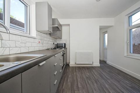 4 bedroom semi-detached house for sale, Commercial Street, Newport NP11