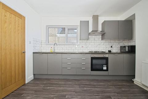 4 bedroom semi-detached house for sale, Commercial Street, Newport NP11