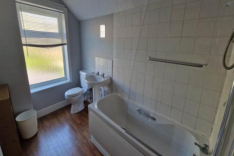2 bedroom terraced house to rent, Stables Street, Derby,