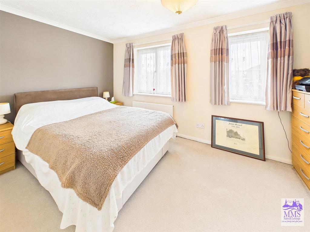 CAM04098 G0-PR0125-STILL013.jpg