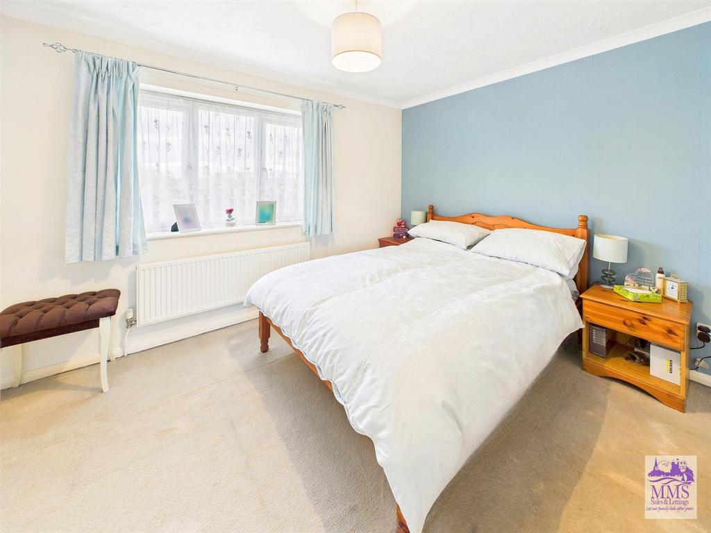 CAM04098 G0-PR0125-STILL015.jpg