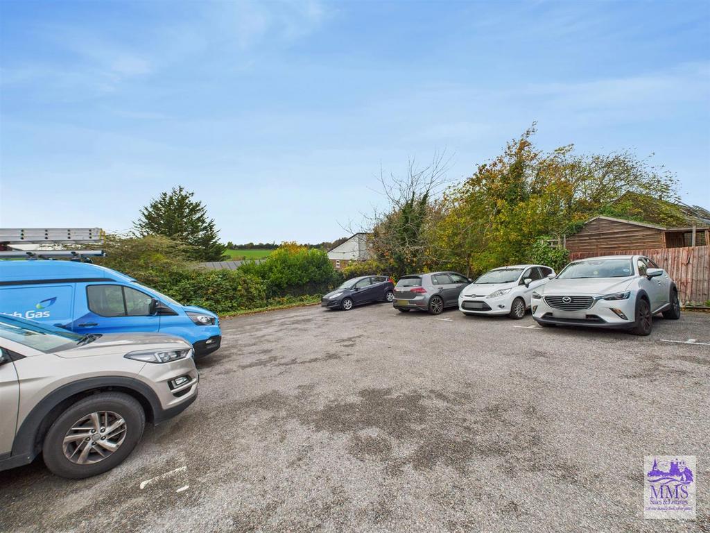 CAM04098 G0-PR0125-STILL020.jpg