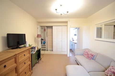 undefined, Tudor Close, Brixton Hill SW2