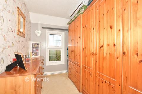 undefined, Ivychurch, Kent