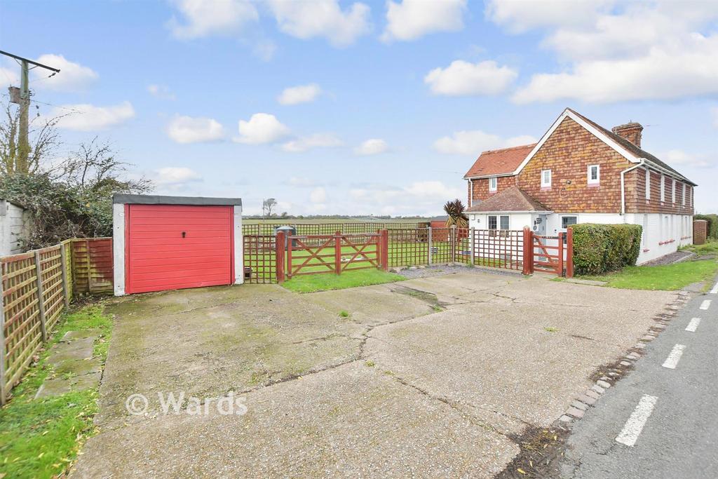 Driveway/Parking