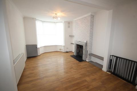 3 bedroom end of terrace house to rent, Alexandra Road, Wellingborough, NN8