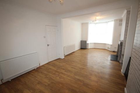 3 bedroom end of terrace house to rent, Alexandra Road, Wellingborough, NN8