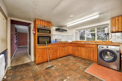 undefined, Achavandra Muir IV25