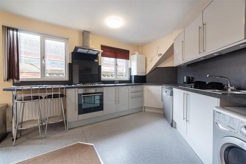 3 bedroom apartment to rent, £145pppw - Leazes Park Road, City Centre, NE1