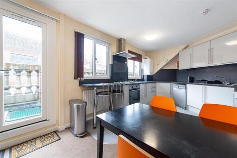 3 bedroom apartment to rent, £145pppw - Leazes Park Road, City Centre, NE1
