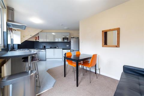 3 bedroom apartment to rent, £145pppw - Leazes Park Road, City Centre, NE1