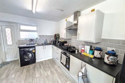 3 bedroom semi-detached house for sale, Sydney Gardens, South Shields , South Shields, Tyne and Wear, NE34 9DZ