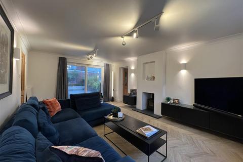 undefined, Kendal Court, Congleton