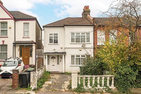 Wellmeadow Road, London SE6