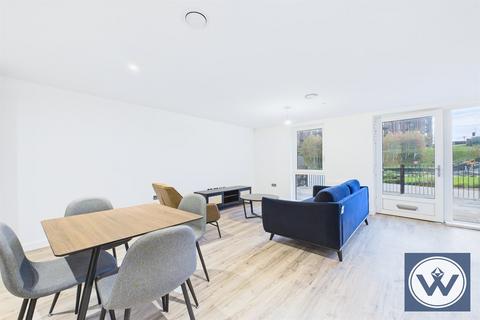 2 bedroom duplex to rent, Shale Lane, M5